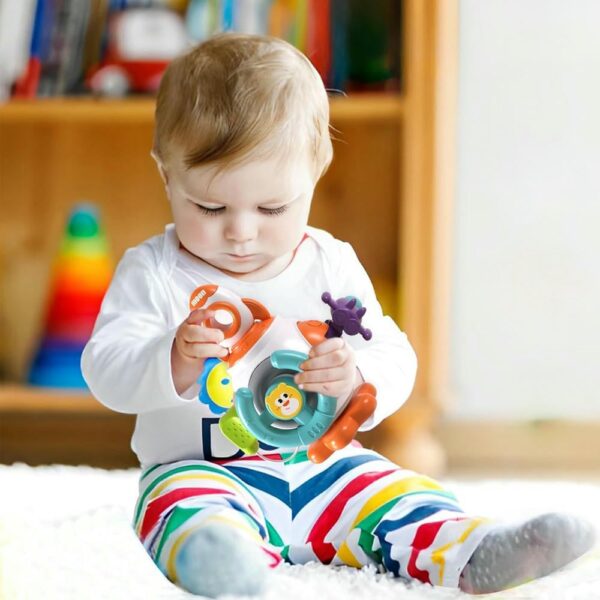 Juguete Explorador Espacial de Formas 18M+ Gancibaby uso bebé