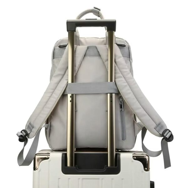 Pañalera Mochila Donna 223 Celeste Creciendo Juntos uso