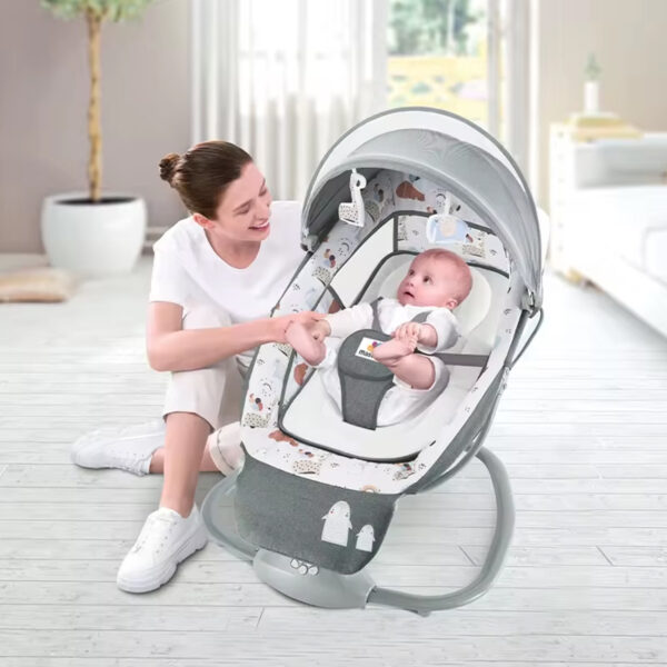 Mecedora Mastela Deluxe Gris Pinguino Creciendo Juntos uso mamá