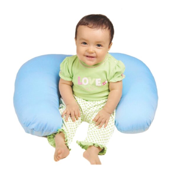 Almohada de Lactancia Celeste Mr & Mrs bebé sentado