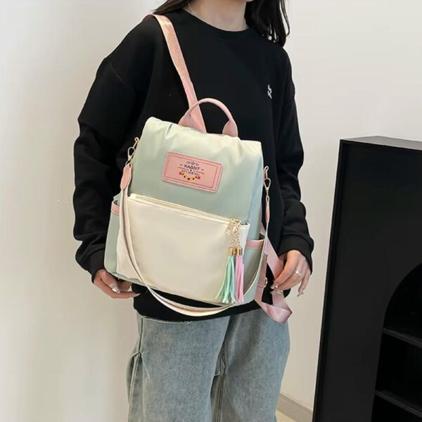Mochila Rabbit 1358 Turquesa Creciendo Juntos uso frontal